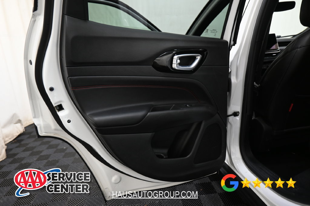 Used 2023 Jeep Compass Trailhawk AWD/4WD image 21