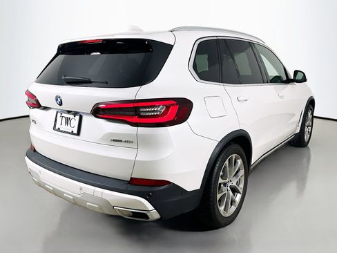 Used 2023 BMW X5 xDrive40i w/ Parking Assistance Package AWD/4WD image 5