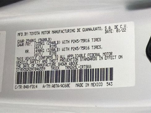 Used 2022 Toyota Tacoma SR image 29