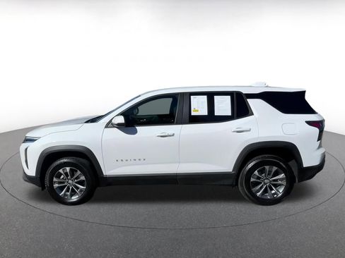 Used 2025 Chevrolet Equinox LT image 9