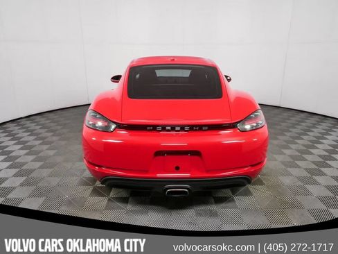 Used 2018 Porsche 718 Cayman RWD image 4