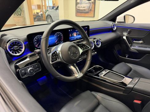 Certified 2025 Mercedes-Benz CLA 250 image 6