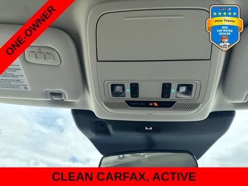 Used 2025 Ford Explorer Active w/ Active Comfort Package RWD image 25