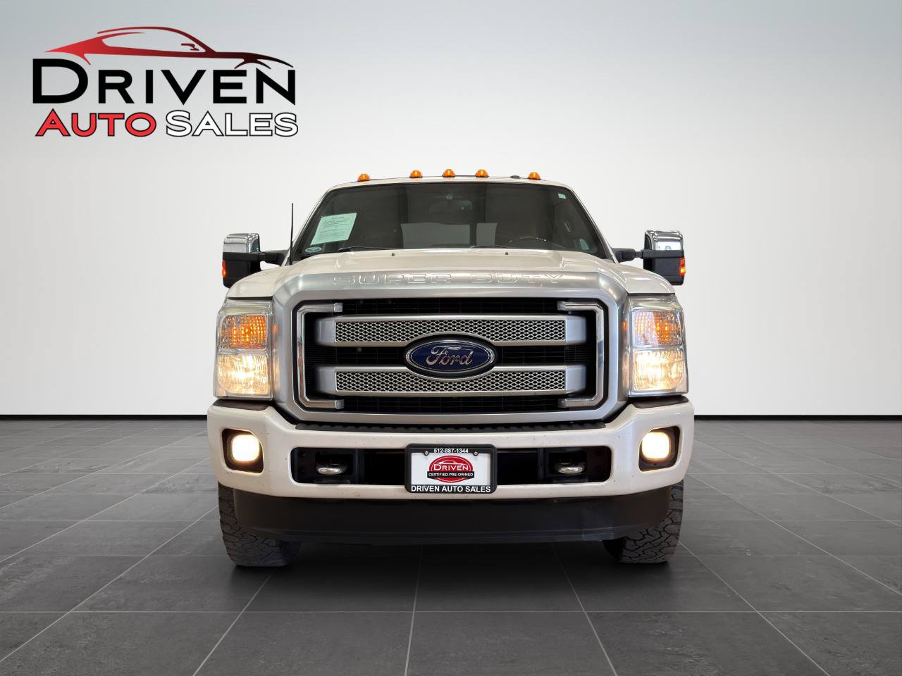 Used 2015 Ford F250 Platinum w/ FX4 Off-Road Package AWD/4WD image 9