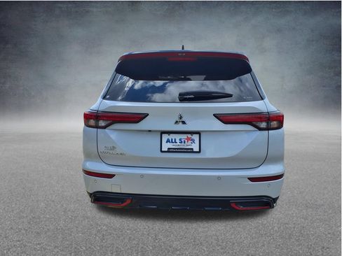Used 2023 Mitsubishi Outlander Ralliart AWD/4WD image 10