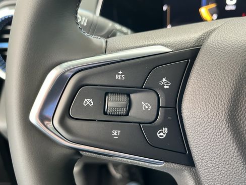 New 2026 Chevrolet Trax LT w/ LT Convenience Package FWD image 19