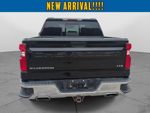 Used 2019 Chevrolet Silverado 1500 LTZ w/ LTZ Plus Package AWD/4WD image 5