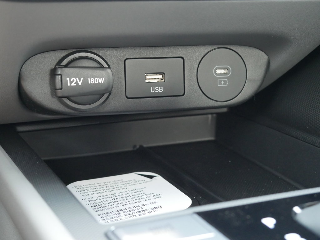 New 2026 Hyundai Elantra SEL FWD image 42