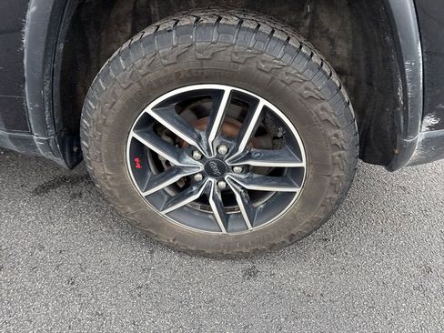 Used 2020 Jeep Grand Cherokee Trailhawk w/ Trailhawk Luxury Group image 6