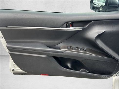 Used 2023 Toyota Camry LE image 11