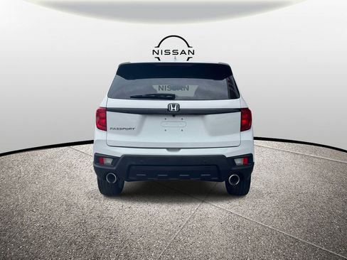 Used 2024 Honda Passport EX-L image 6