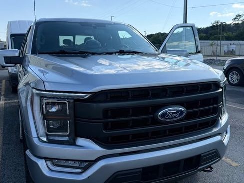 Used 2021 Ford F150 Lariat w/ Equipment Group 502A High AWD/4WD image 3