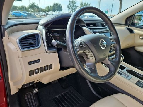 Used 2020 Nissan Murano SV w/ Premium Package FWD image 10