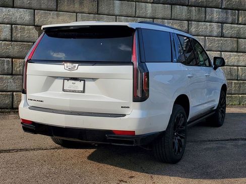 Certified 2024 Cadillac Escalade Sport w/ LPO, ONYX Package AWD/4WD image 9