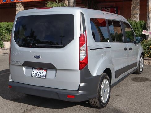 Used 2016 Ford Transit Connect XL image 9