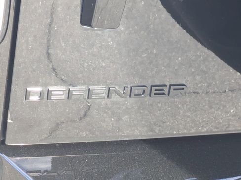 New 2026 Land Rover Defender 110 S image 34