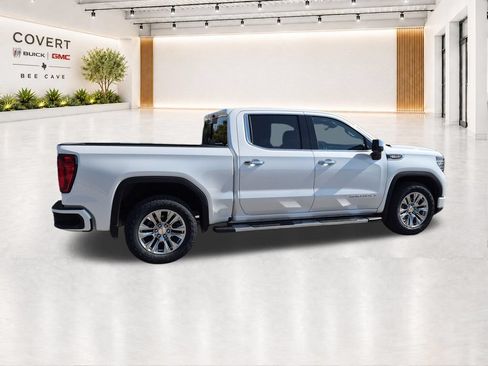 Used 2023 GMC Sierra 1500 Denali AWD/4WD image 15
