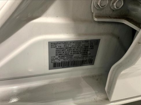 Used 2022 Nissan Sentra SV FWD image 18