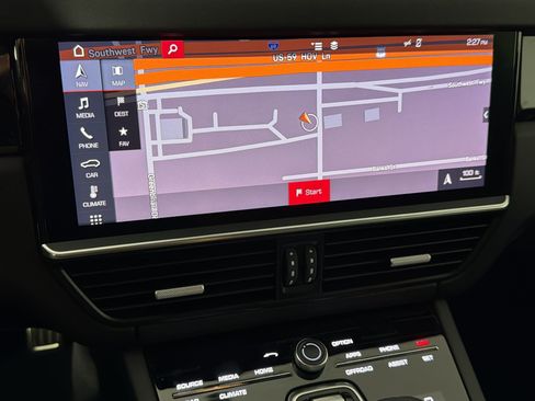 Used 2019 Porsche Cayenne S AWD/4WD image 19