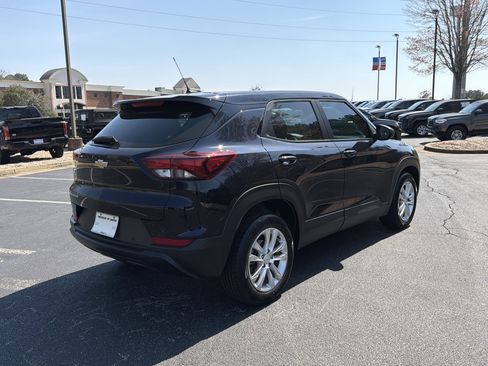 Used 2021 Chevrolet TrailBlazer LS image 5