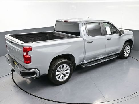 Used 2024 Chevrolet Silverado 1500 Custom image 39
