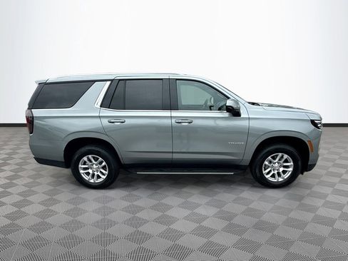 Used 2025 Chevrolet Tahoe LT AWD/4WD image 9