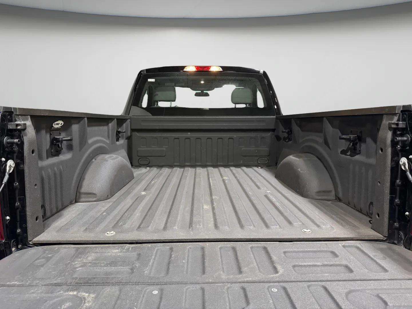 Used 2018 Ford F150 XL w/ Equipment Group 101A Mid RWD image 24
