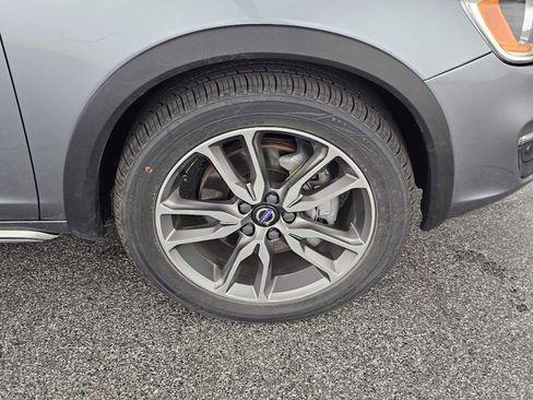 Used 2018 Volvo V60 T5 Cross Country w/ Convenience Package image 9