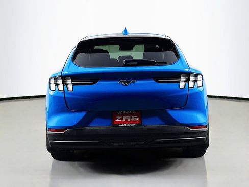 Used 2022 Ford Mustang Mach-E Select image 4