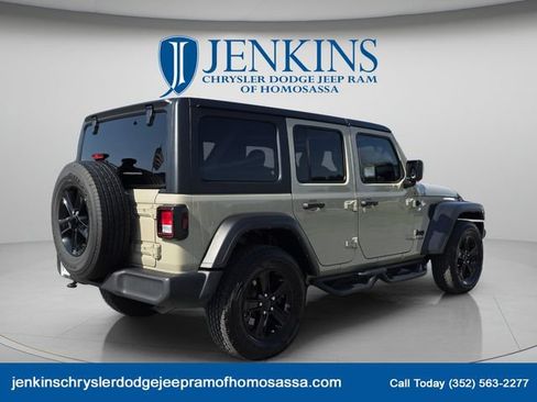 Used 2022 Jeep Wrangler Unlimited Sport AWD/4WD image 5