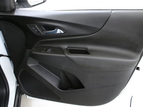 Certified 2024 Chevrolet Equinox LT AWD/4WD image 30