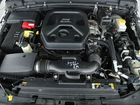 Used 2021 Jeep Wrangler Unlimited Sport AWD/4WD image 16