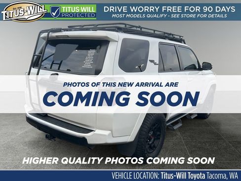 Used 2024 Toyota 4Runner TRD Off-Road Premium w/ Off Road Premium Plus Package image 4
