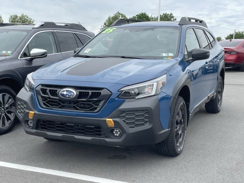 Certified 2025 Subaru Outback Wilderness AWD/4WD image 9