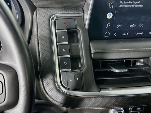 Certified 2022 GMC Yukon XL AT4 AWD/4WD image 18