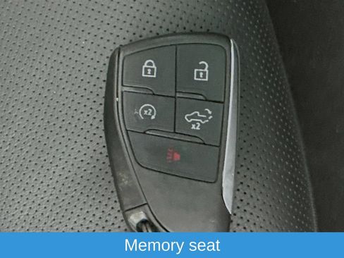 Used 2025 GMC Sierra 1500 SLT image 40