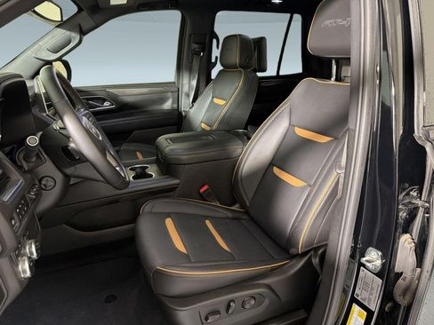 Used 2024 GMC Yukon AT4 w/ AT4 Premium Package AWD/4WD image 5