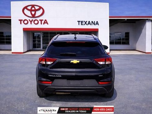 Used 2023 Chevrolet TrailBlazer LS image 5