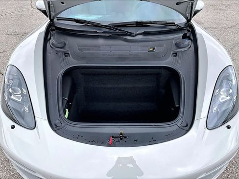 Certified 2024 Porsche 718 Cayman S RWD image 23