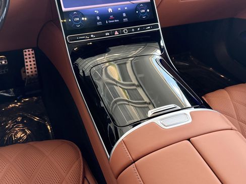 Certified 2026 Mercedes-Benz S 580 4MATIC Sedan image 39