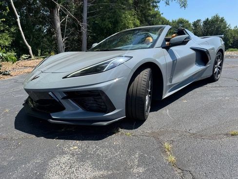 Used 2025 Chevrolet Corvette Stingray Preferred Conv w/ Z51 Performance Package RWD image 30