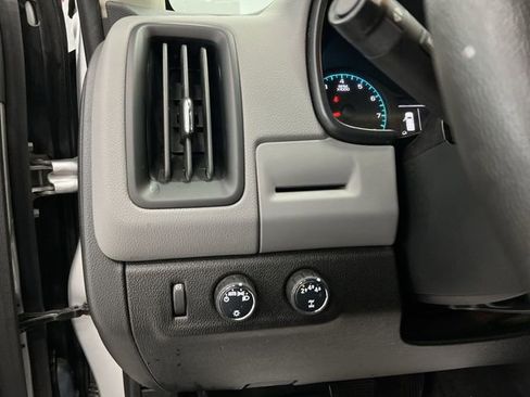 Used 2020 Chevrolet Colorado W/T w/ Custom Special Edition image 19
