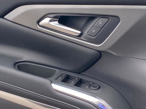 New 2026 Chevrolet Traverse LT w/ Sun and Wheel Package image 19