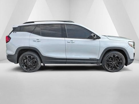 Used 2020 GMC Terrain SLE w/ Driver Convenience Package AWD/4WD image 8