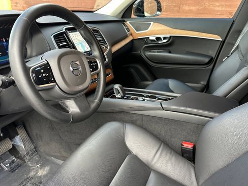 Certified 2025 Volvo XC90 B6 Plus image 14