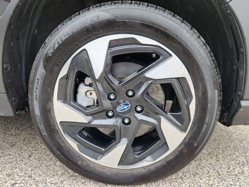 Used 2024 Subaru Crosstrek 2.5i Limited w/ Crosstrek Mirror Package image 20