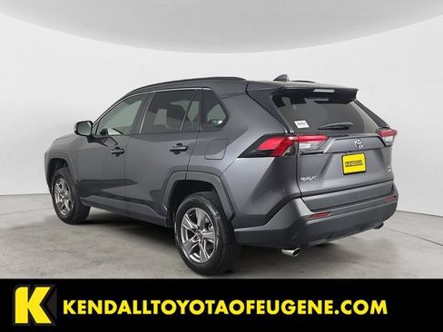 Used 2024 Toyota RAV4 XLE AWD/4WD image 7