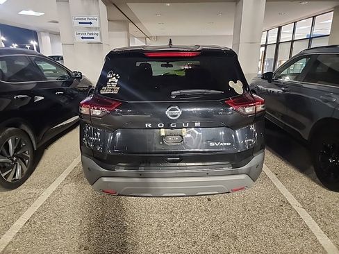 Used 2021 Nissan Rogue SV image 6