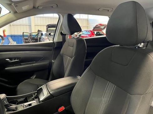 Used 2025 Hyundai Tucson SEL FWD image 24