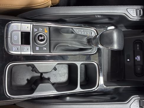 Used 2021 Kia Telluride SX w/ Towing Package AWD/4WD image 19